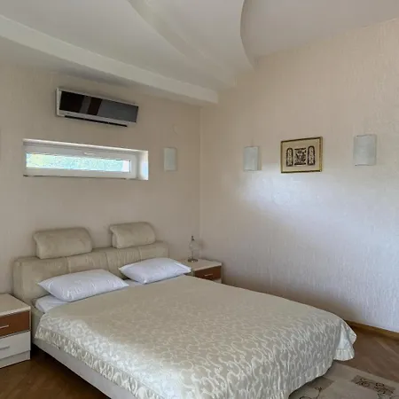 Holiday home дом в аркадии - море рядом!